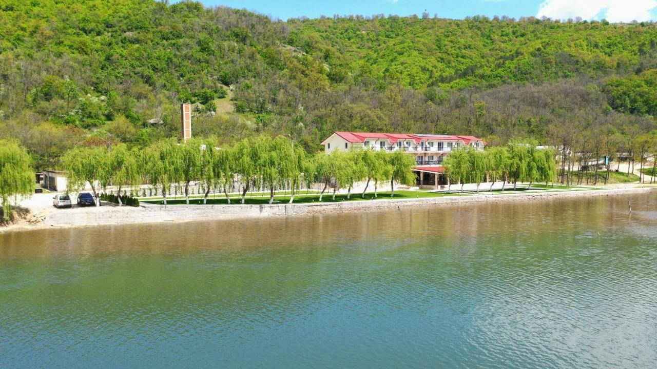 Vega Resort Restaurant & Lodge Orşova Extérieur photo