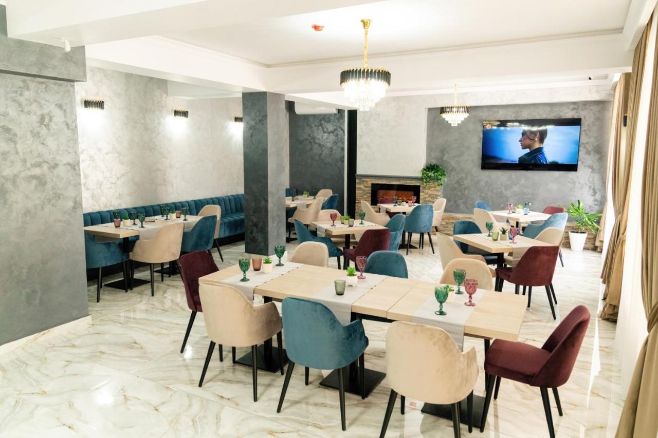 Vega Resort Restaurant & Lodge Orşova Extérieur photo