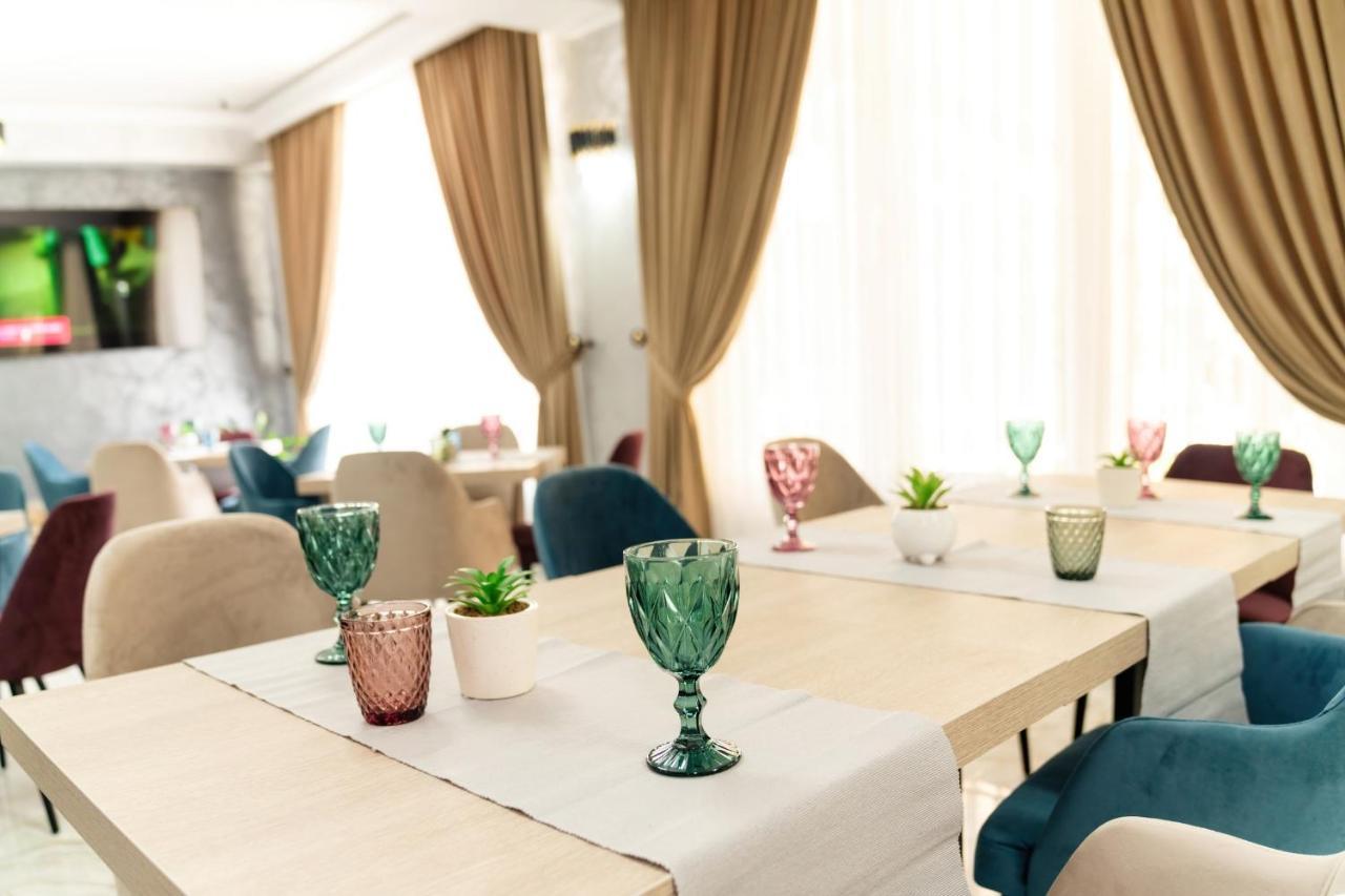 Vega Resort Restaurant & Lodge Orşova Extérieur photo