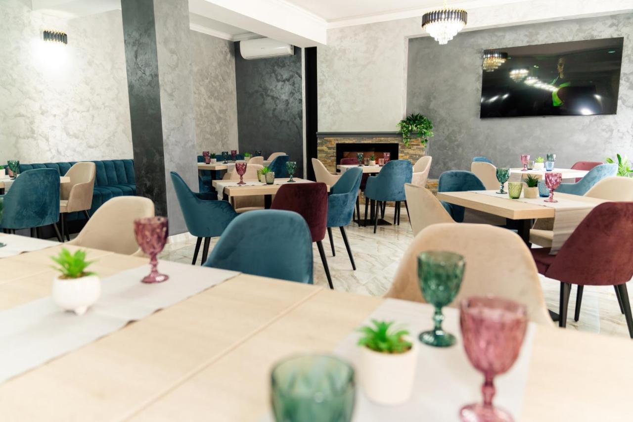 Vega Resort Restaurant & Lodge Orşova Extérieur photo